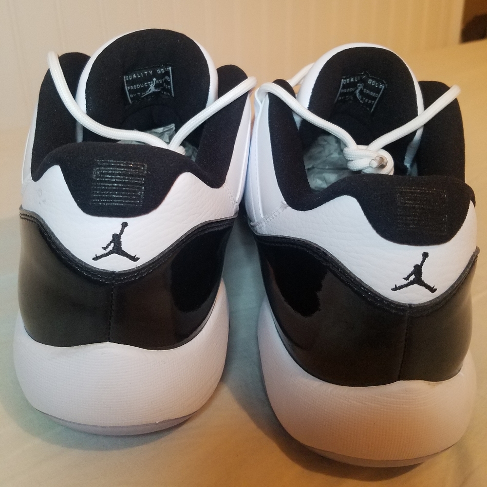 Nike Air Jordan XI 11 Low Concord Golf Shoes - Picture 3 of 5